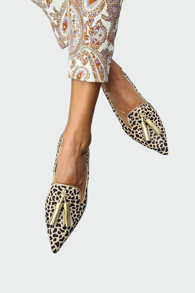 leopard tassel pointed loafers