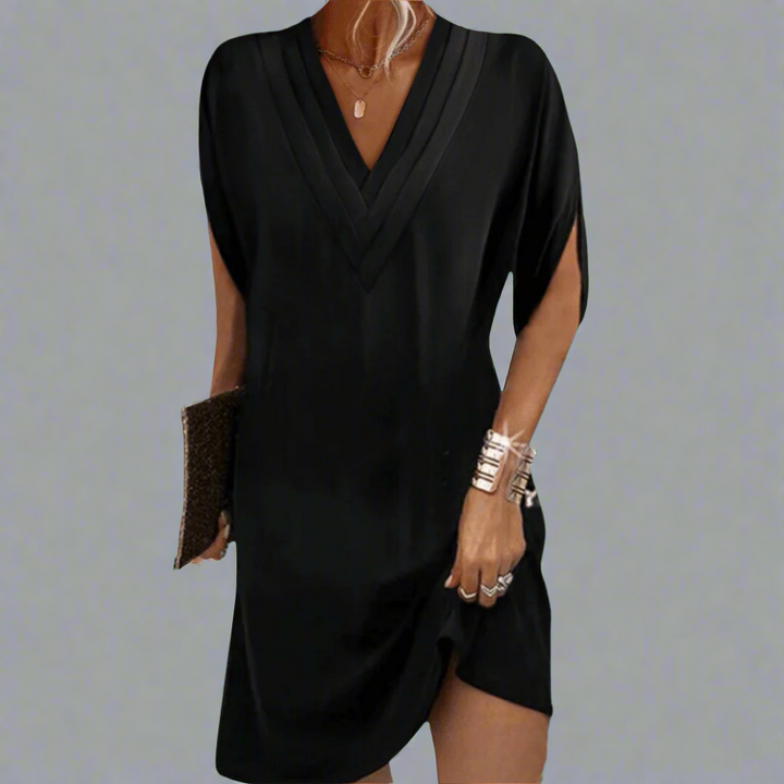 Elegant dress made of fine fabric