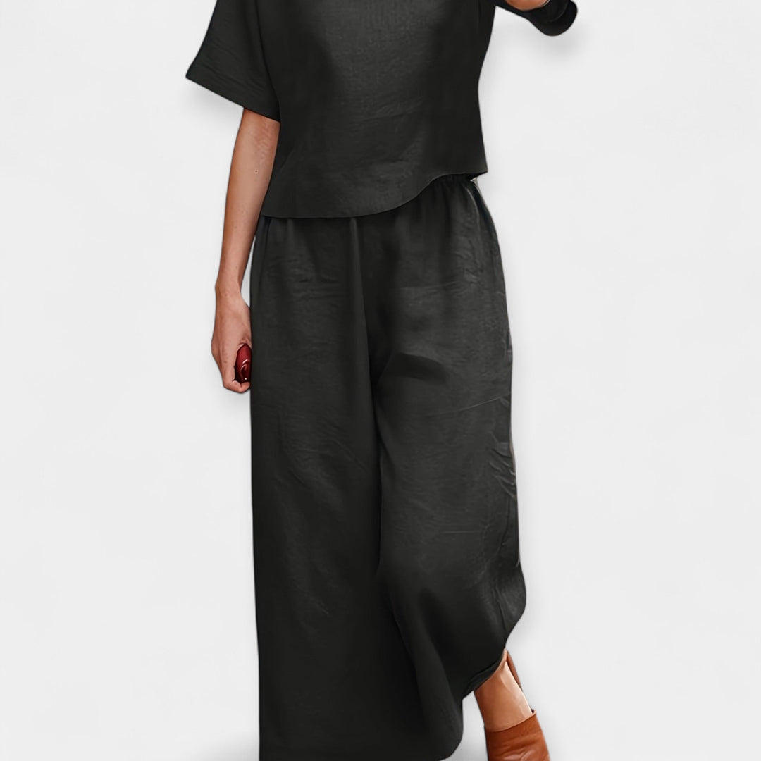 Airy Pants Set with Short-Sleeve Top