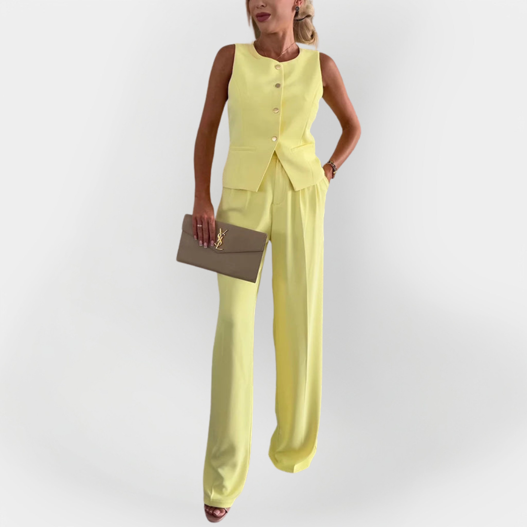 Elegant Pants Set with Sleeveless Top