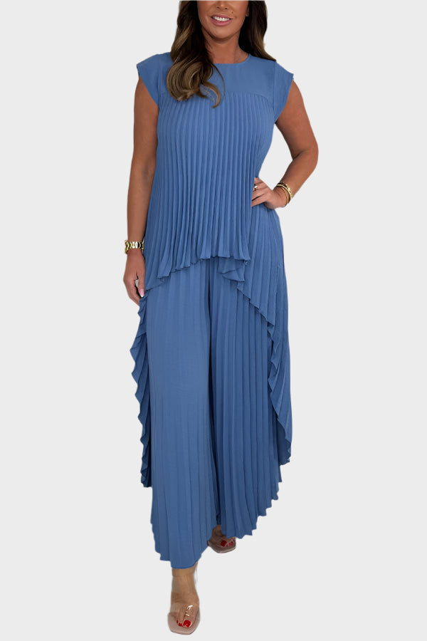 Set with Pleated Top with Short Sleeves and Irregular Midi Length, Wide-Leg Pants with Elastic Waist