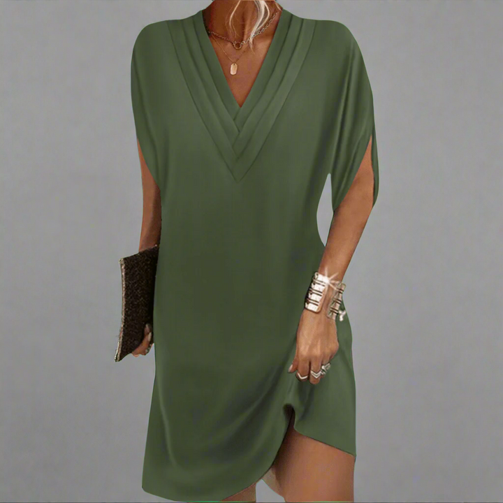 Elegant dress made of fine fabric