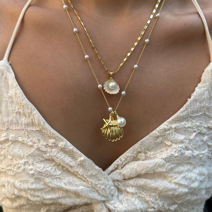 Shell Design Necklace