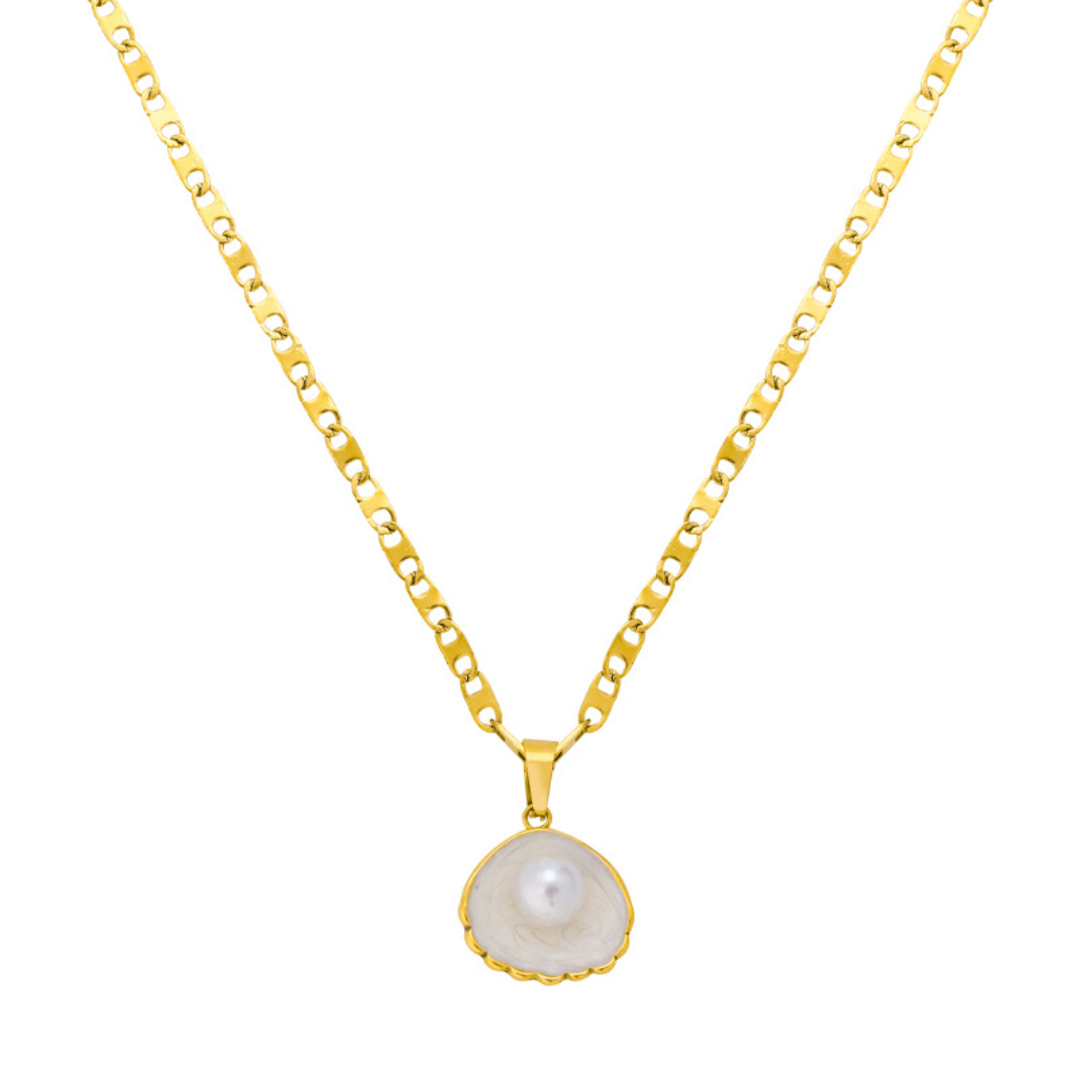 Shell Design Necklace