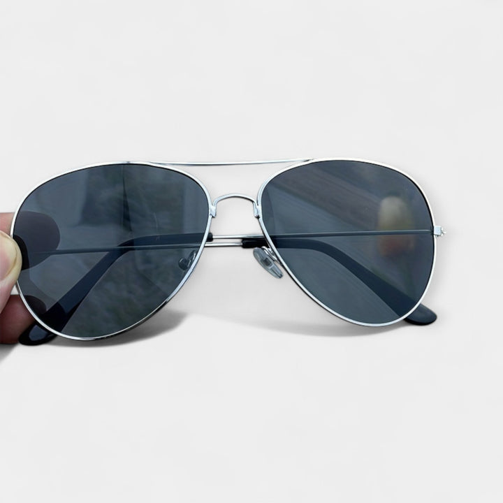 Retro Sunglasses with Mirror Lens